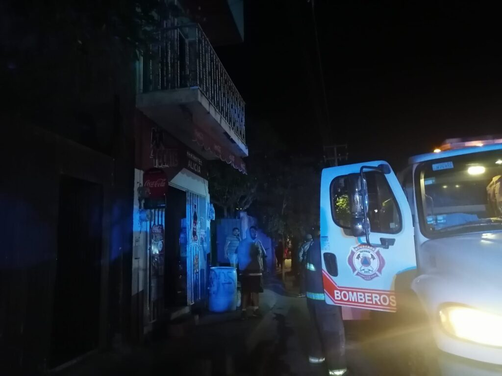 Bomberos de Tlajomulco sofocaron incendio en casa habitación 1